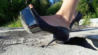 Broken shoes, high heels wrecked, bending heels, high heels bending, broken high heels