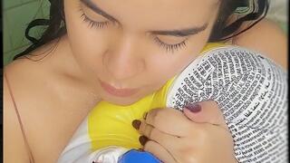 Let's inflate my water ring and a small beach ball in the shower and give them a good bath