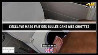 L'esclave maso fait des bulles dans mes chiottes 4K ST