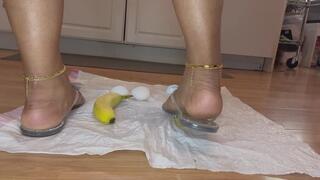 Food Smashing and Trampling