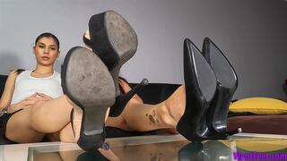 Hot Women High Heel Removal - Shoe Fetish - HD MP4