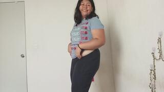 Lingerie Reveal – Slow and Sensual Striptease