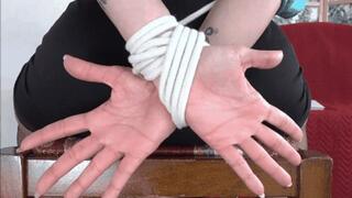 An exciting bondage game for Daphne ( 1 PARTE )