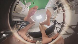 VR360 XINXIN YUANYUAN POV barefoot trampling