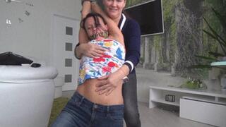 LORY IN MY STRONG HANDS Td