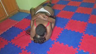 Bearhug Rematch Competition Nisha vs Flo