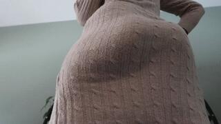 2-15-23 Sweater clench pov1