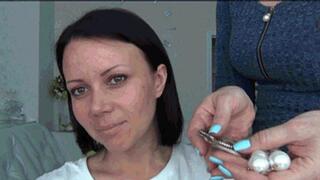 Sexy ear of Lory with earrings 2Jb