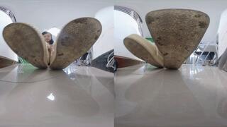 3DVR180 ERER Smelly shoes smelly socks POV trampling