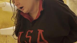 Morning Gas Pains [Uncensored] - Foxlynn Moore - 25-01-17