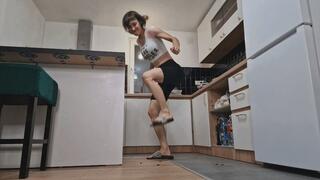 Spiders And Flies Stomping