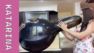 Katarina Pops a Huge Kalisan 18 B2P with a Thick Long Neck