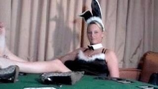 Foot Poker, game 2 (avi)