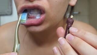 Giantess stepsister brushes teeth and tiny tiny stepbrother watches her then brushes her with the toothbrush then sucks her like a candy in 4k