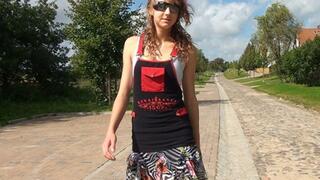 Smoking-Dancing-Catwalk HD-480