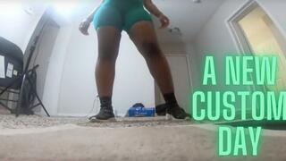 Giantess Crew- Lexi – A new Custom day