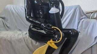 Latex pisspants first wear & bubbler play