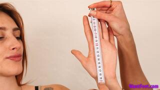 Models Hand Compare - Body Part Comparison - HD MP4