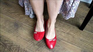 Toe wiggling in red ballet flats MP4