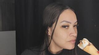 Língua no sorvete cremoso (completo)