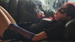 2 cigarets and lot of smoke