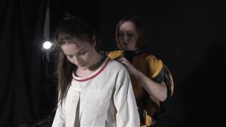 fight in straitjacket - mp4 720p