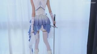 Female Knight's TK Waist and armpit attack Foot attack White silk Bare feet