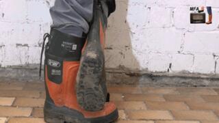 Carradio under my heavy Wellies