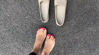 Driving with YSL espadrilles and barefoot