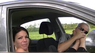 Foot fetish in car (mp4)