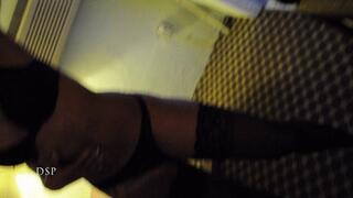 Sloppy Blowjob and Huge Facial