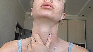 long neck blondi! MP4