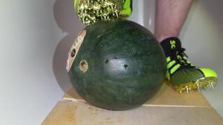 Saucony track spikes melon crush