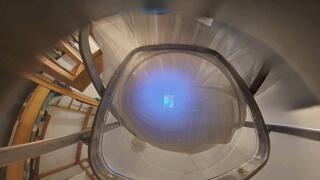 VR360 XINXIN flattens the dwaf's buttocks