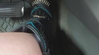 Music n pedalpump in Cowgirl boots