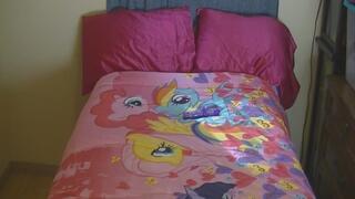 My Little Pony Fluttershy solo masturbation