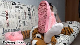 Peeping petite Feet Schoolgirl in fluffy sweaty Pink Sneakers - Sniff the Smell of Stinky Boots, Female Supremacy of Small Feet, Girl Ignores Smoking, Pointing long Toes with Black Pedicure, Fetish on Panty & Bra