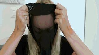 Black stocking game AVI