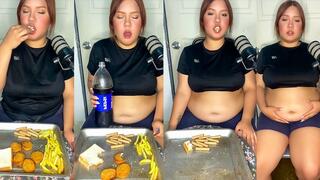 Extreme Challenge – 2L of Soda + Burps & Belly Stuffing