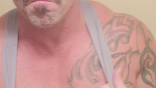 Flexing in My Fedora