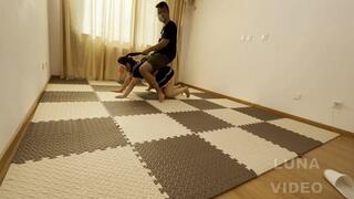 SK055_Riding a plump ponygirl first time