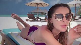 MALDIVES - EXPENSIVE FEET