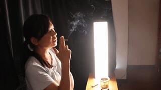 4K MARTINA's smoking experience
