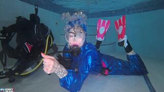 Scuba Latex Strip – Neoprene Underwater Reveal - MP4