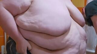 SSBBW SQUEEZES INTO TIGHT SWIM SUIT WITH HELP FROM FWB