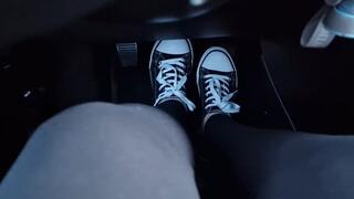 Driving and playing with pedals in Sneakers All Stars 1080HD