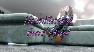Footstool humiliation (AVI)