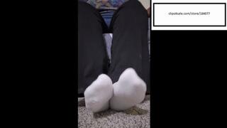 Tootsiequeen23 Itchy feet out white socks