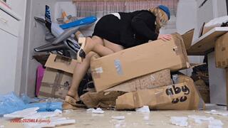 Mila in Scholl - Stewardess - Boxes and Trash