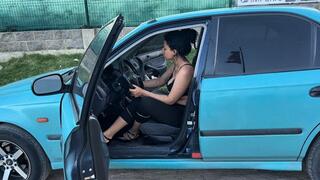 Stop jerking off and come here to help me